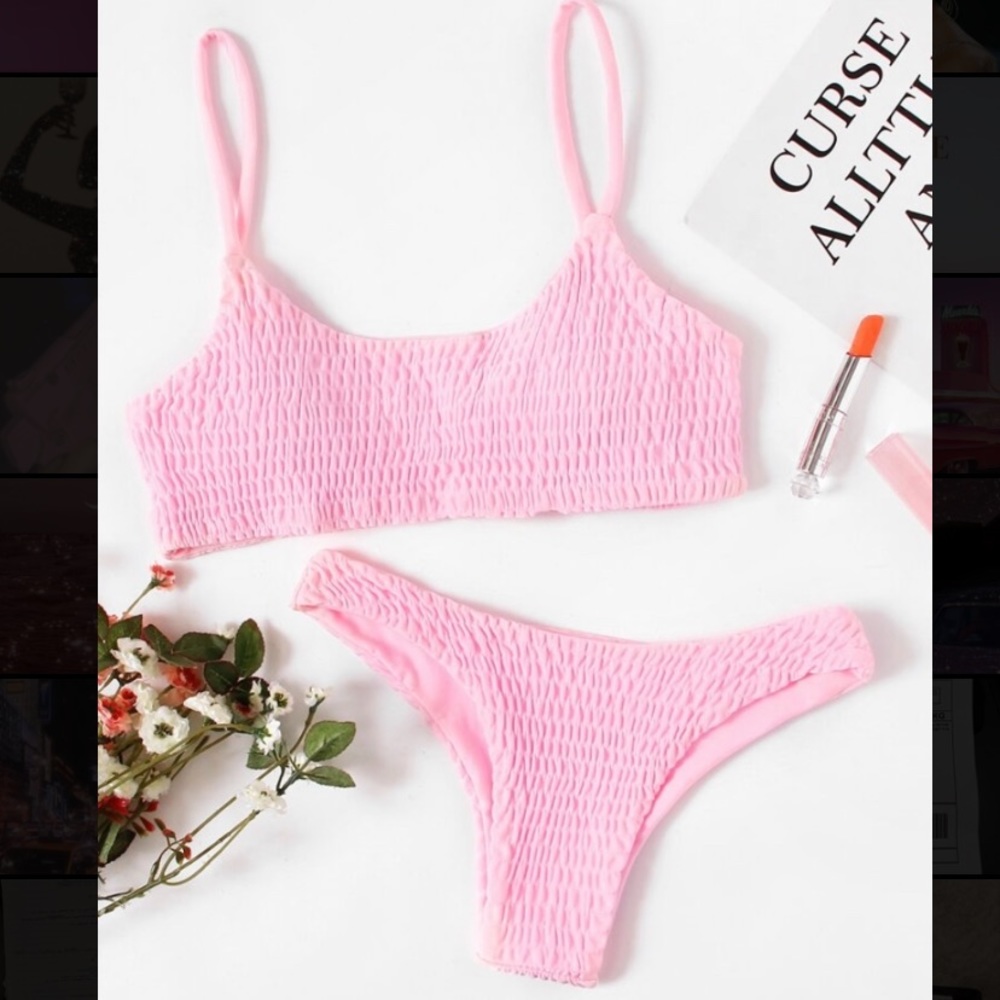 Super cute bikini!
